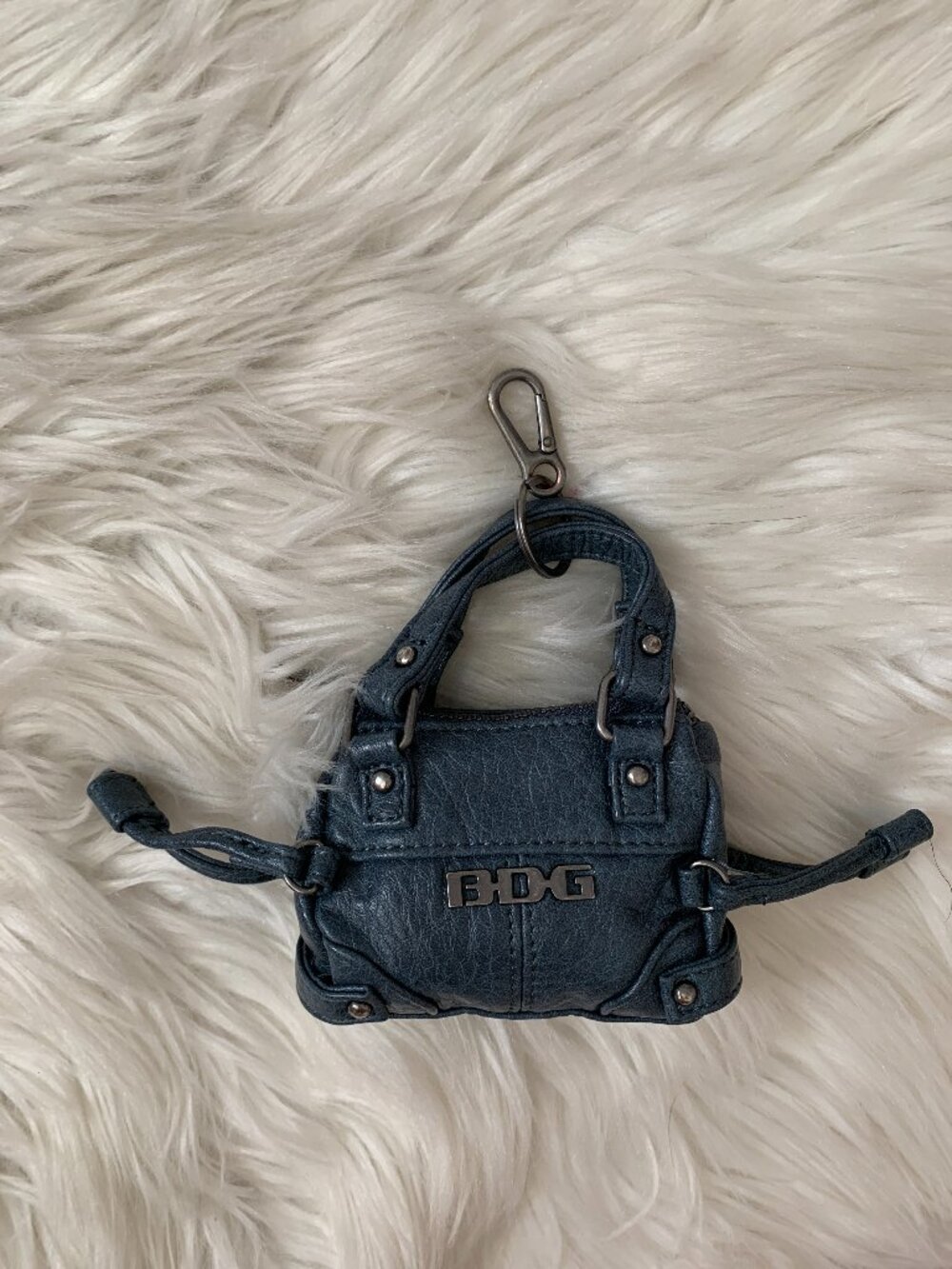 BDG X URBAN OUTFITTERS Cindy Shoulder Bag Charm Key Ring in Blue/Gunmetal